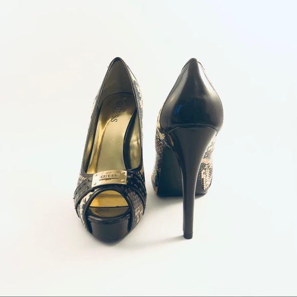 Guess a Snakeskin 4” Heels, Brown/Tan, Size 9 - Picture 5 of 13